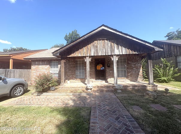 1619 Peacock Avenue, Clarksdale, MS 38614