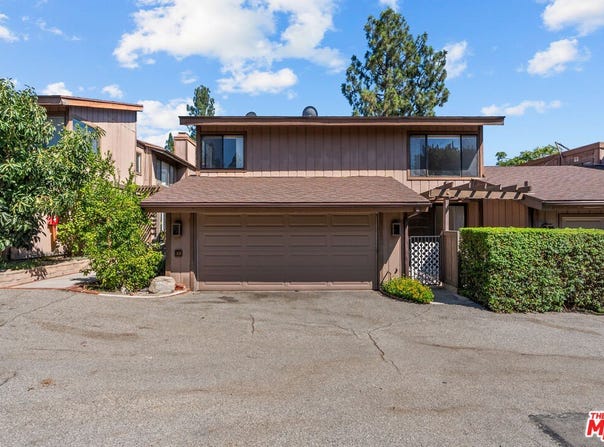 33 Northwoods Ln, La Crescenta, CA 91214