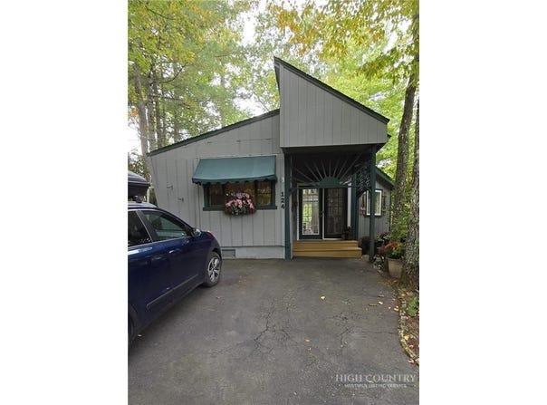 124 Wintergreen Lane, Newland, NC 28657
