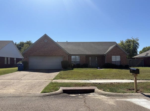 1504 ASHWOOD CIRCLE, West Memphis, AR 72301