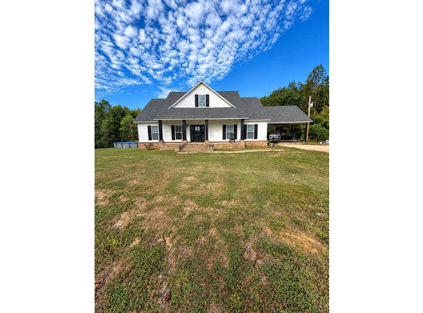 43 County Road 4141, New Site, MS 38859