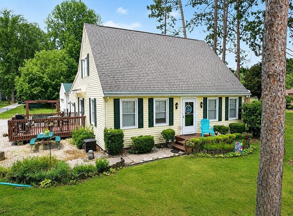 3997 E First Rd, Monticello, IN 47960
