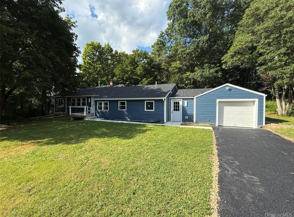 127 Spring Lake Road, Red Hook, NY 12571