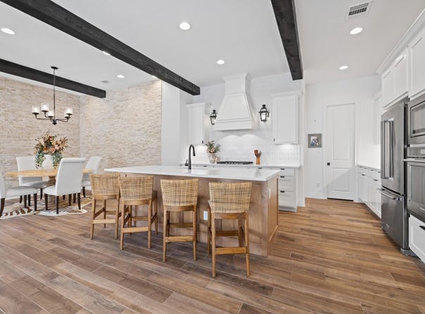 925 Indian Hawthorne Dr, Georgetown, TX 78628