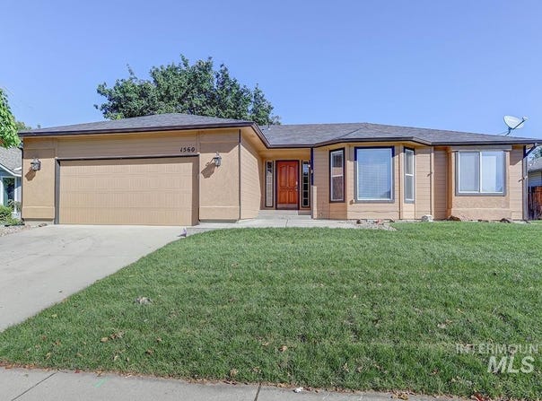 1560 E Falconrim Ct, Eagle, ID 83616