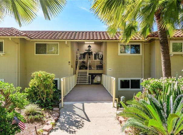 2139 Ronda Granada, Laguna Woods, CA 92637