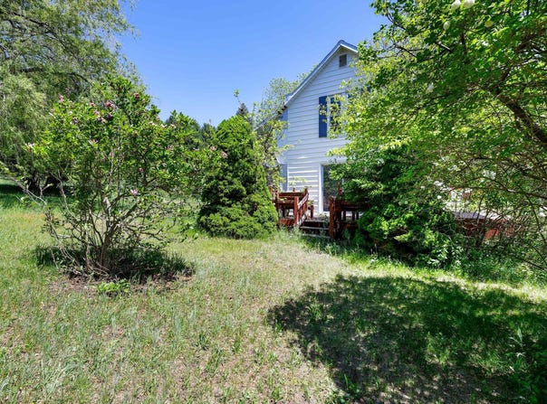 2760 River Road, Frankfort, MI 49635-9006