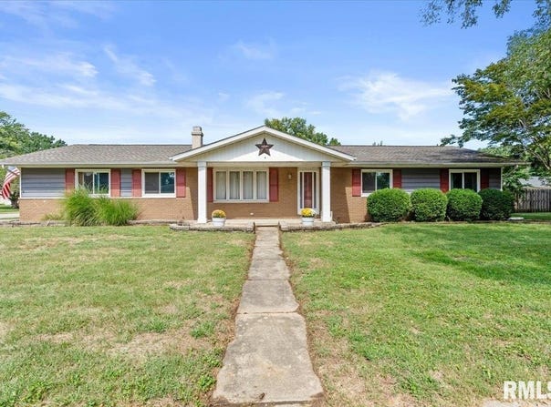 30 POWELL Street, Riverton, IL 62561-0000