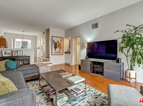 1828 Barry Ave, Los Angeles, CA 90025