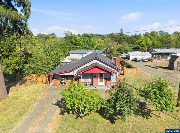 221 Walnut St, Independence, OR 97351