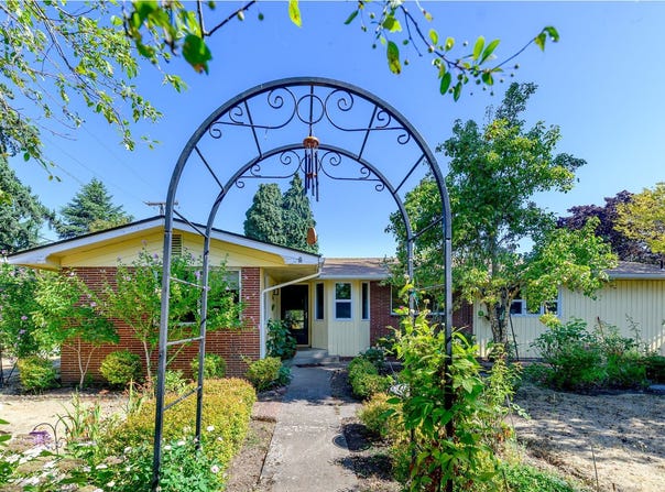 783 HOWARD Ave, Eugene, OR 97404