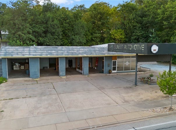 306 N Main Street, Harrison, AR 72601