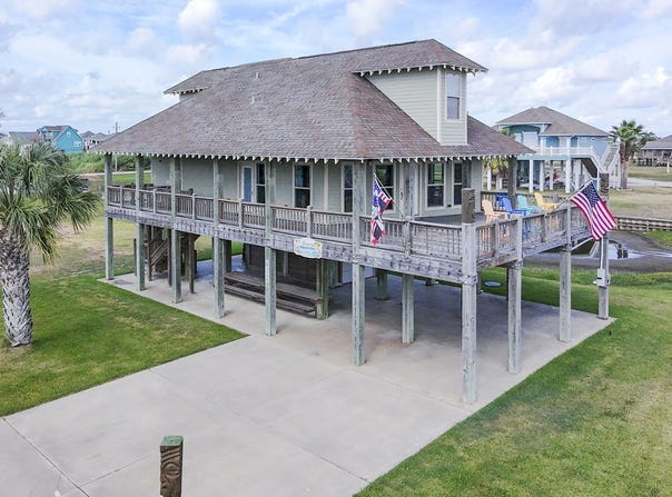 2009 Lakeview, Crystal Beach, TX 77650