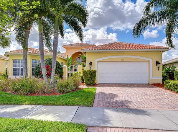 5056 RUBY FLATS Drive, WIMAUMA, FL 33598