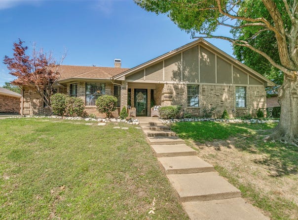 2232 Ridgewood, Bedford, TX 76021