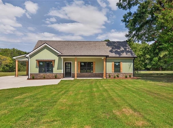 81 WIEUCA Way, Cedartown, GA 30125