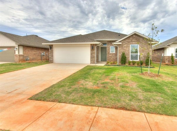 1808 Pin Cherry Lane, Moore, OK 73160