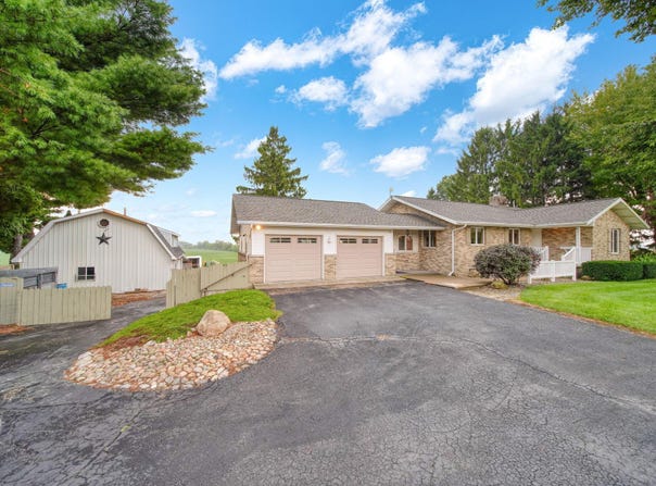11625 Ridge Highway, Tecumseh, MI 49286