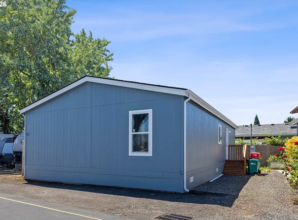 3831 PACIFIC Ave, ForestGrove, OR 97116