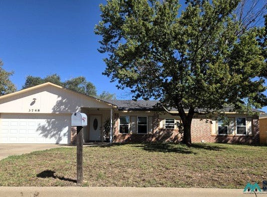 3748 Glenfield, Clovis, NM 88101