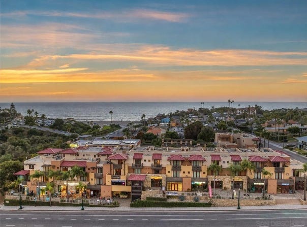 90 N Coast Highway 101, Encinitas, CA 92024
