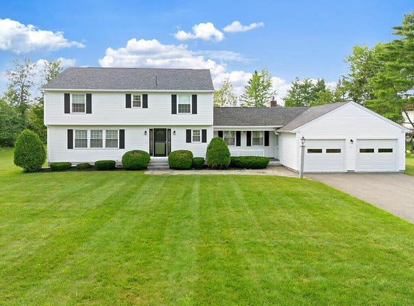 21 Eaton Drive, Waterville, ME 04901