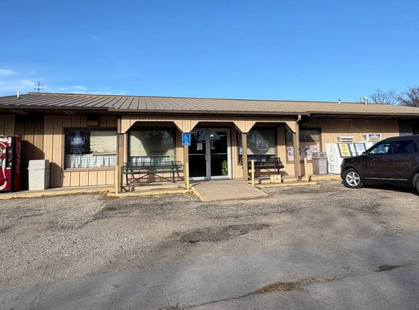 219 Main St, Bushton, KS 67427