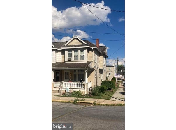 300 E WALNUT STREET, KUTZTOWN, PA 19530