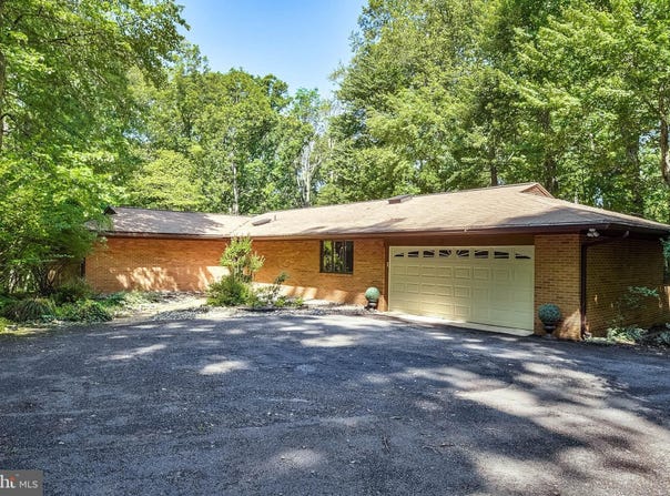 2026 HUNTER MILL Road, VIENNA, VA 22181