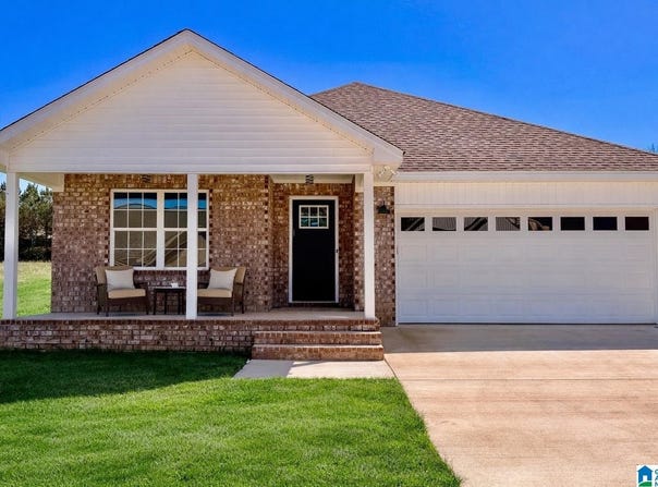 1006 SPRING VIEW LANE, CLANTON, AL 35045
