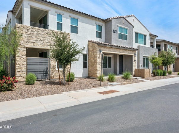 760 E Doral Avenue, Gilbert, AZ 85297
