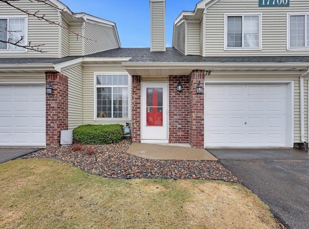 17700 41st Avenue N, Plymouth, MN 55446