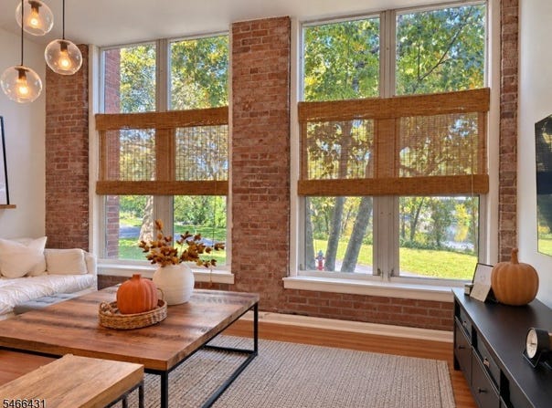 262 Main St, Little Falls Twp., NJ 07424-1355