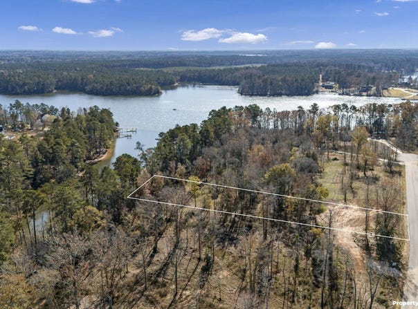 Lands Ends Lane, Prosperity, SC 29127