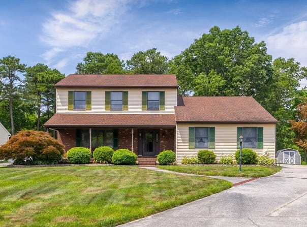 75 LAKESHORE Dr, Hammonton, NJ 08037