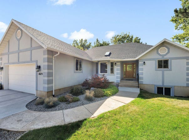 1675 N 1560 E, North Logan, UT 84341