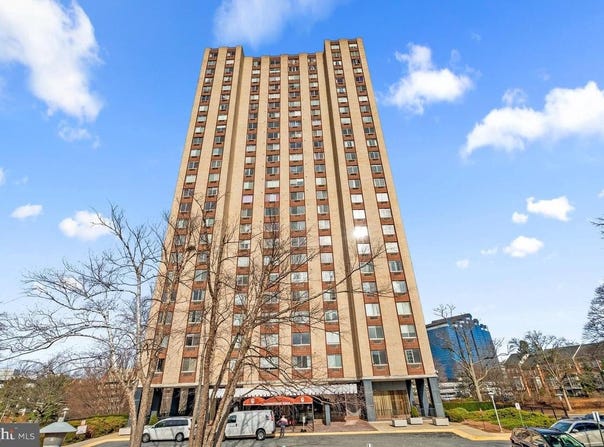 9701 FIELDS Road, GAITHERSBURG, MD 20878