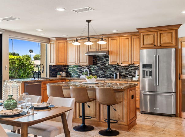 282 Serena Drive, Palm Desert, CA 92260