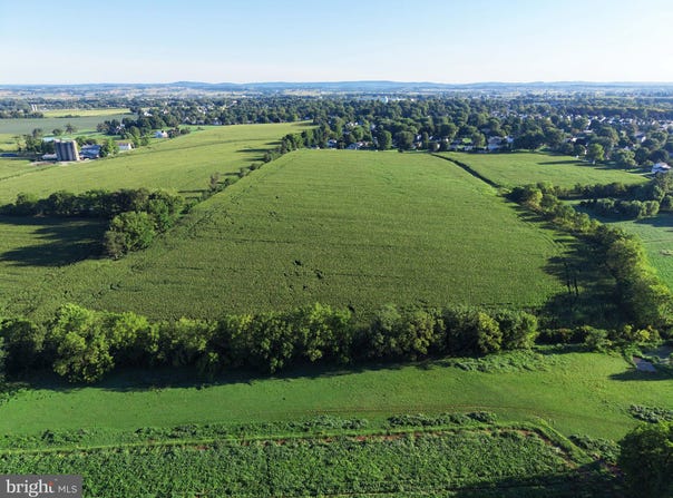 1670 CLOVER Lane, MOUNT JOY, PA 17552