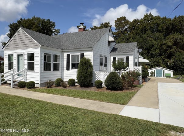 1096 U.S. 17 Highway S, Elizabeth City, NC 27909