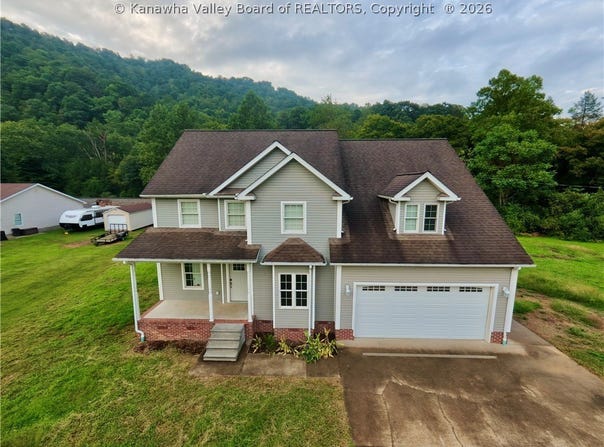 67 McKenzie Drive, Madison, WV 25130