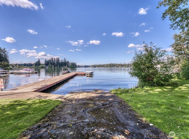 17303 Spanaway Loop Road S 3, Spanaway, WA 98387