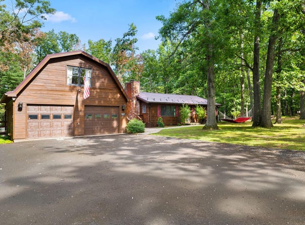 422 CLEARFIELD DR, BERKELEY SPRINGS, WV 25411