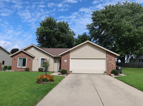 7828 Ridgeside Lane, Fort Wayne, IN 46835