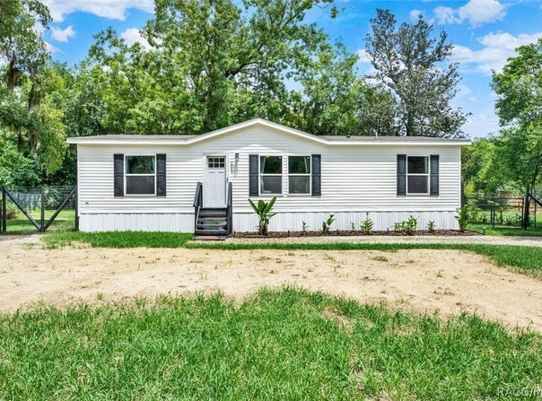 2845 N Lakefront Drive, Hernando, FL 34442