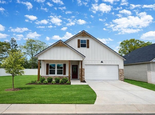 235 S Bend Avenue, Dothan, AL 36301