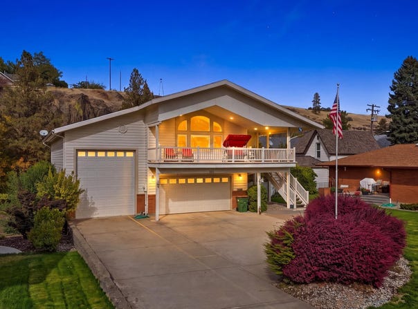 205 E Cooper St, Colfax, WA 99111