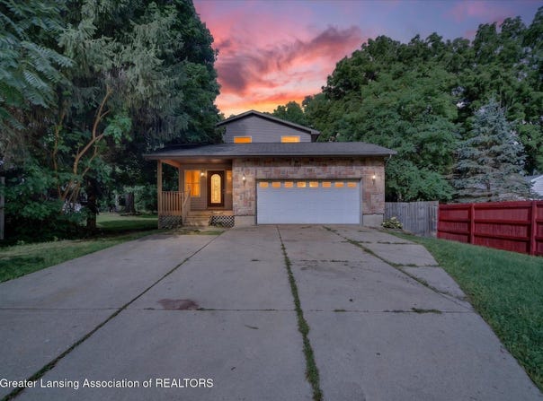5855 Edson Street, Haslett, MI 48840