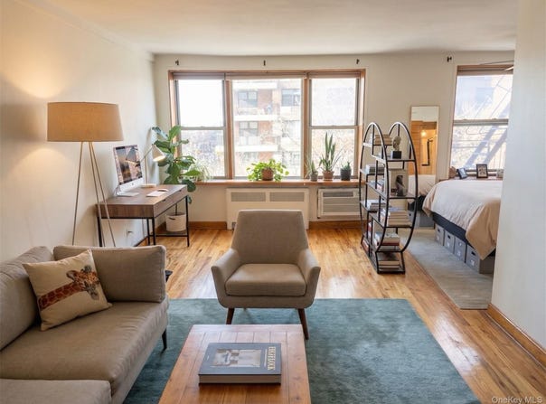 310 Beverley Road, Brooklyn, NY 11218