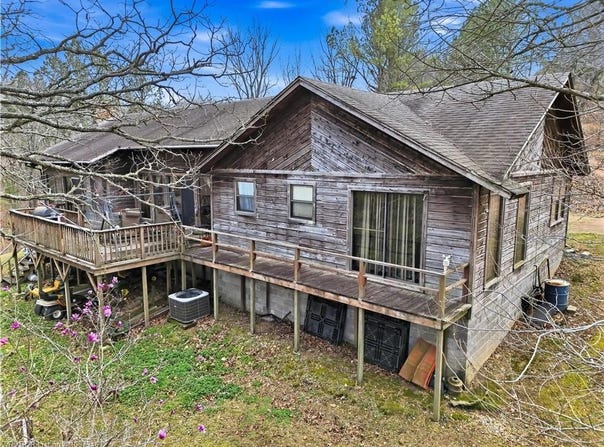 6611 N Starr Ridge RD, Proctor, OK 74457